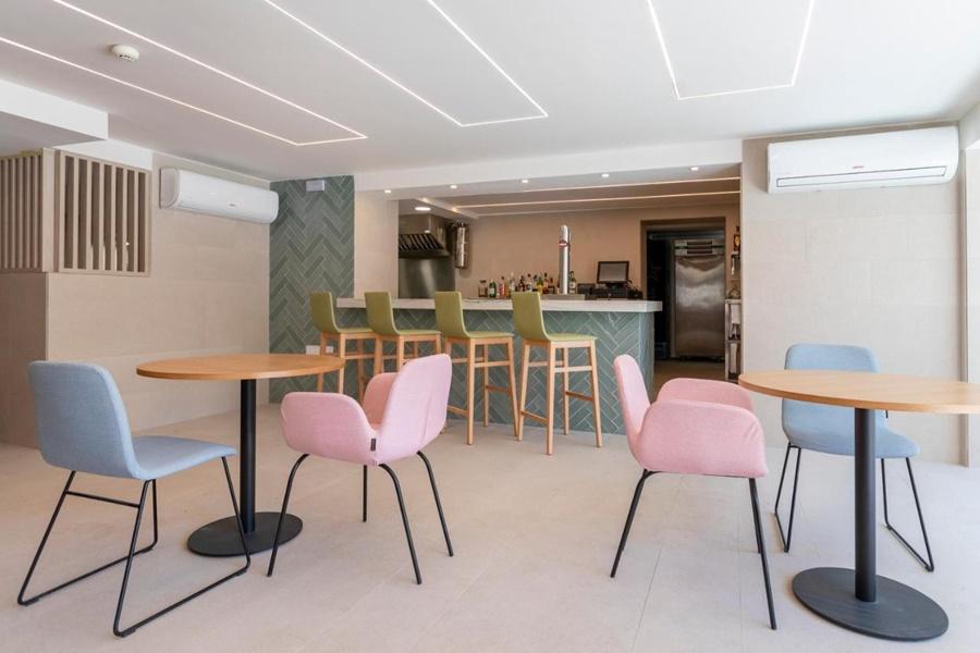 Halley Hotel & Apartments Affiliated By Melia Benidorm Exteriör bild