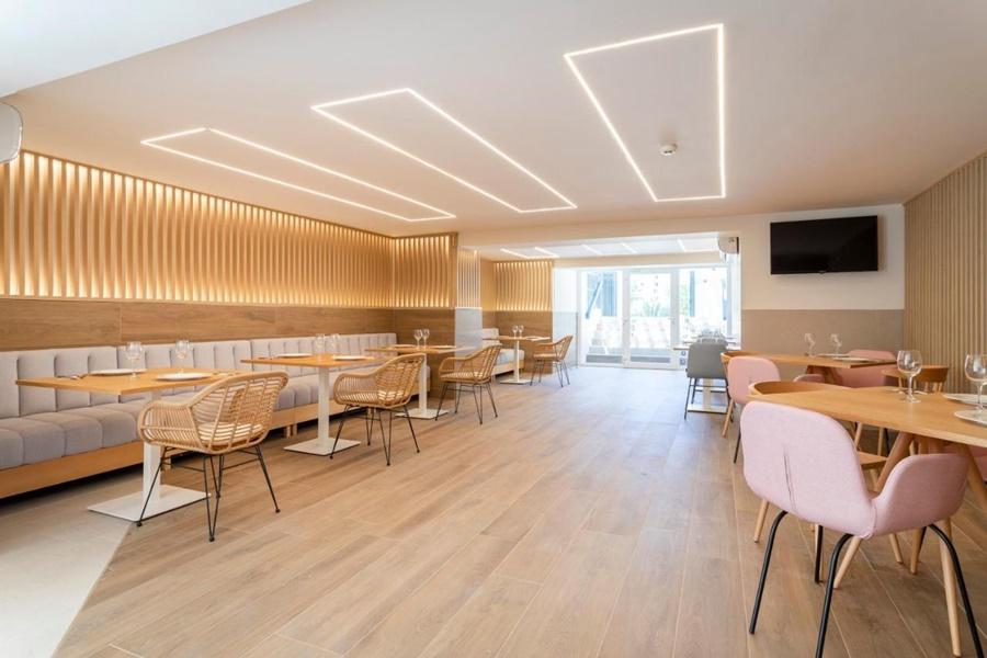 Halley Hotel & Apartments Affiliated By Melia Benidorm Exteriör bild