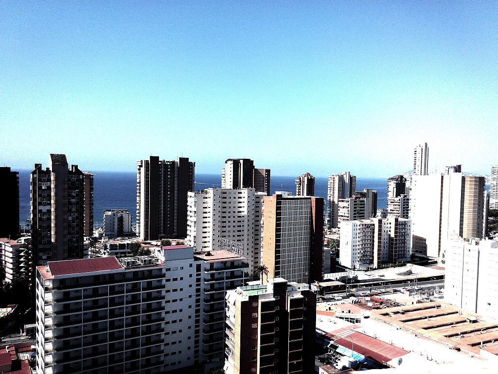 Halley Hotel & Apartments Affiliated By Melia Benidorm Exteriör bild